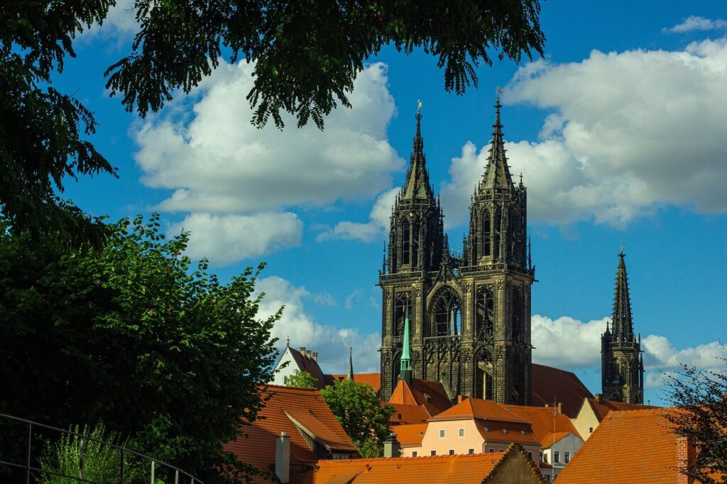 biuro turystyczne szklarska poręba, biuro podróży szklarska poręba, wycieczki praga, wycieczki z przewodnikiem, wycieczki szklarska poręba praga, wycieczki skalne miasto, wycieczki drezno, wycieczki saksonia szklarska poreba, miśnia, wiedeń, saksonia, wycieczki jednodniowe szklarska poreba, wycieczki karkonosze, wynajem autokarów i busów, sklep regionalny, zamek albrechtsburg, katedra miśnia keukenhof holandia, holandia amsterdam, wycieczka do pragi, wycieczki szklarska poreba opinie, najlepsze biuro turystytyczne, najlepsze biuro podróży szklarska, wycieczki jednodniowe ze szklarskiej, wycieczki kilkudniowe, wycieczka ze szklarskiej poręby, holiday park, wycieczki rodzinne, transport, przewozy