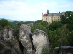 biuro turystyczne szklarska poręba, biuro podróży szklarska poręba, czeski raj, zamek hruba skala, wycieczki z przewodnikiem, wycieczki szklarska poręba praga, wycieczki skalne miasto, teplickie skalne miasto, wycieczki drezno, wycieczki saksonia szklarska poreba, noclegi, hotele, pensjonaty, miśnia, wiedeń, saksonia, wycieczki jednodniowe szklarska poreba, karkonosze, wynajem autokarów, busów, sklep regionalny, keukenhof, keukenhof holandia, ogród keukenhof, holandia amsterdam polska, spreewald, wycieczka do pragi, biura szklarska poreba opinie, najlepsze biuro turystytyczne, najlepsze biuro podróży szklarska, wycieczki jednodniowe ze szklarskiej, wycieczki kilkudniowe, wycieczka ze szklarskiej poręby, holiday park, bergo resort spa, wycieczki rodzinne, transport, przewozy
