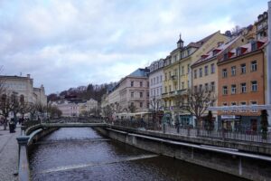 biuro turystyczne szklarska poręba, biuro podróży szklarska poręba, karlovy vary, karlowe wary, kutna hora, kaplica czaszek, wycieczki z przewodnikiem, wycieczki szklarska poręba praga, wycieczki skalne miasto, teplice, wycieczki drezno, wycieczki saksonia szklarska poreba, noclegi, hotele, pensjonaty, czeski raj, miśnia, wiedeń, saksonia, wycieczki jednodniowe szklarska poreba, karkonosze, wynajem autokarów, busów, sklep regionalny, keukenhof, keukenhof holandia, ogród keukenhof, holandia amsterdam polska, spreewald, wycieczka do pragi, biura szklarska poreba opinie, najlepsze biuro turystytyczne, najlepsze biuro podróży szklarska, wycieczki jednodniowe ze szklarskiej, wycieczki kilkudniowe, wycieczka ze szklarskiej poręby, holiday park, bergo resort spa, wycieczki rodzinne, transport, przewozy