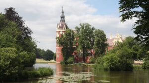 biuro turystyczne szklarska poręba, biuro podróży szklarska poręba, bad muskau, kromlau, wycieczki praga, wycieczki z przewodnikiem, usługi przewozowe, wycieczki szklarska poręba praga, wycieczki skalne miasto, wycieczki drezno, wycieczki saksonia szklarska poreba, miśnia, wiedeń, saksonia, wycieczki jednodniowe szklarska poreba, karkonosze, wynajem autokarów, busów, wycieczka do pragi, biura szklarska poreba opinie, najlepsze biuro turystytyczne, najlepsze biuro podróży szklarska, wycieczki jednodniowe ze szklarskiej, wycieczki kilkudniowe, wycieczka ze szklarskiej poręby, wycieczki rodzinne, transport, przewozy